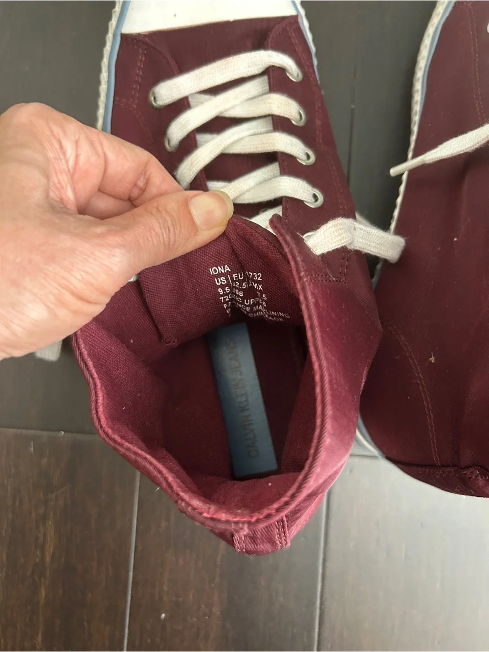 Calvin Klein Men's High-Top Sneakers - Burgundy